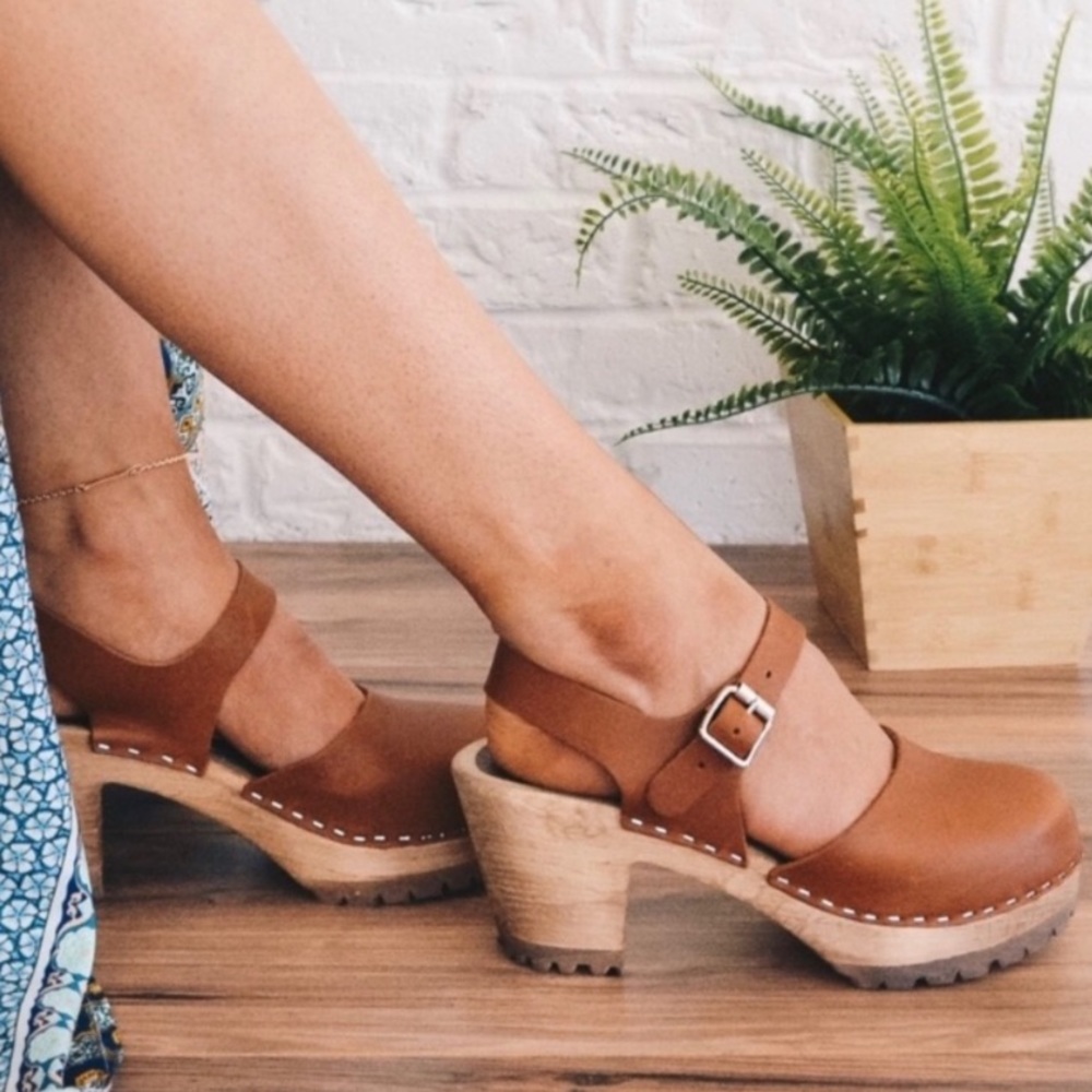 MIA Abba Clogs Brown